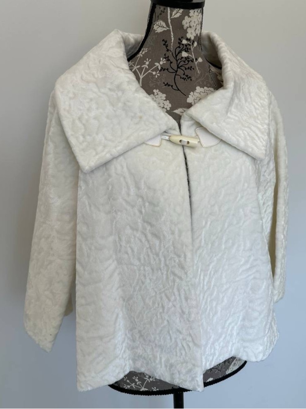 Women's White Faux Fur Teddy Jacket with Single Toggle Closure